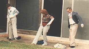 <The dress-up relay.>